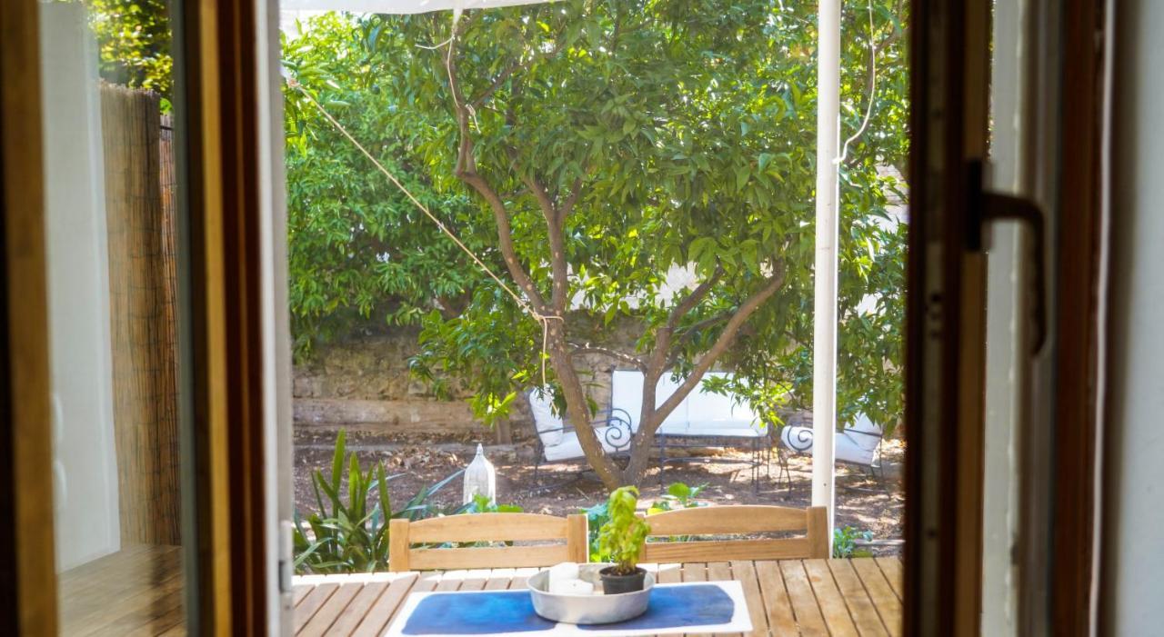 Charming Two-Bed Apartment Orange Garden Sutivan Exterior photo